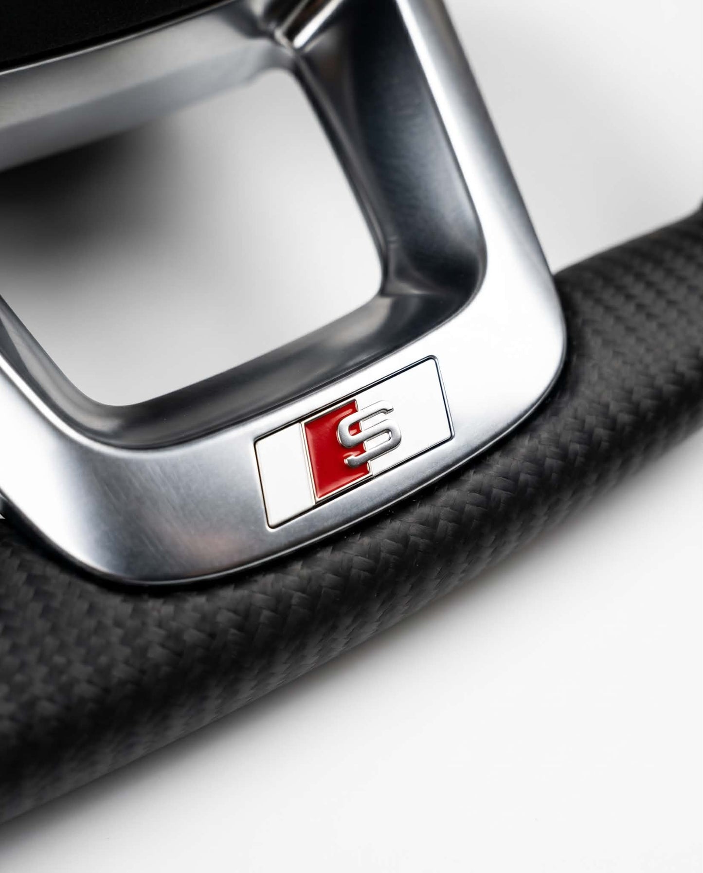 Sportlenkrad für Audi A3 S3 RS3, A4 S4 RS4, A5 S5 RS5, Q7 SQ7, Q8 SQ8 RSQ8 - Matt Carbon